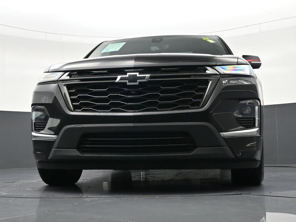 Used 2023 Chevrolet Traverse Premier w/ Redline Edition image 31