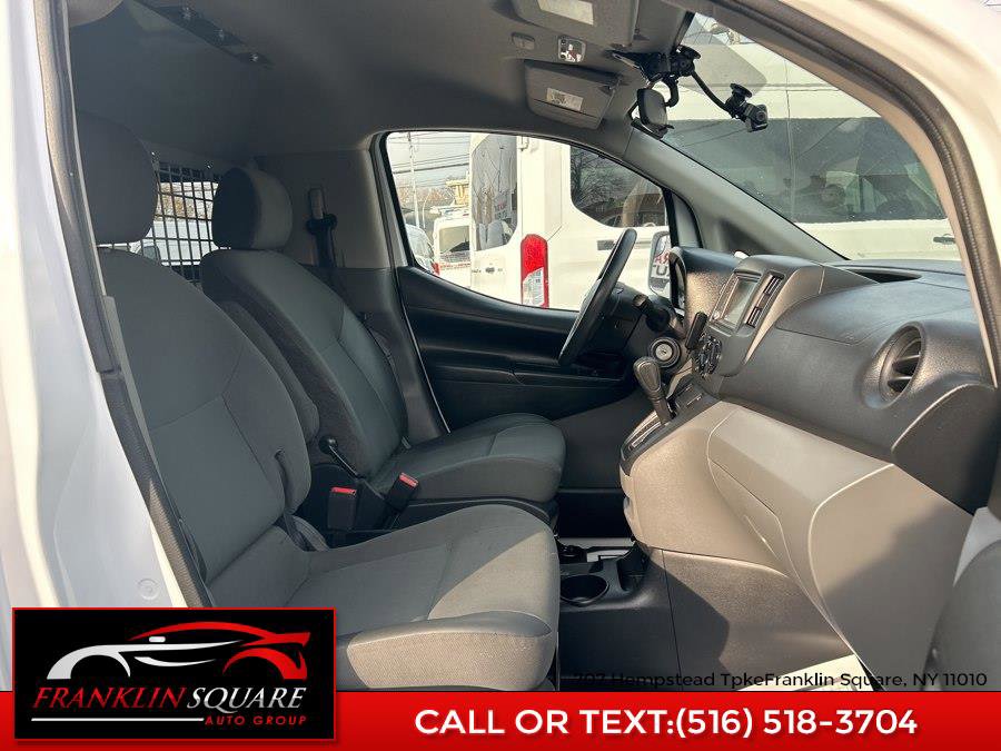 Used 2021 Nissan NV200 SV w/ Sliding Door Glass Package image 26