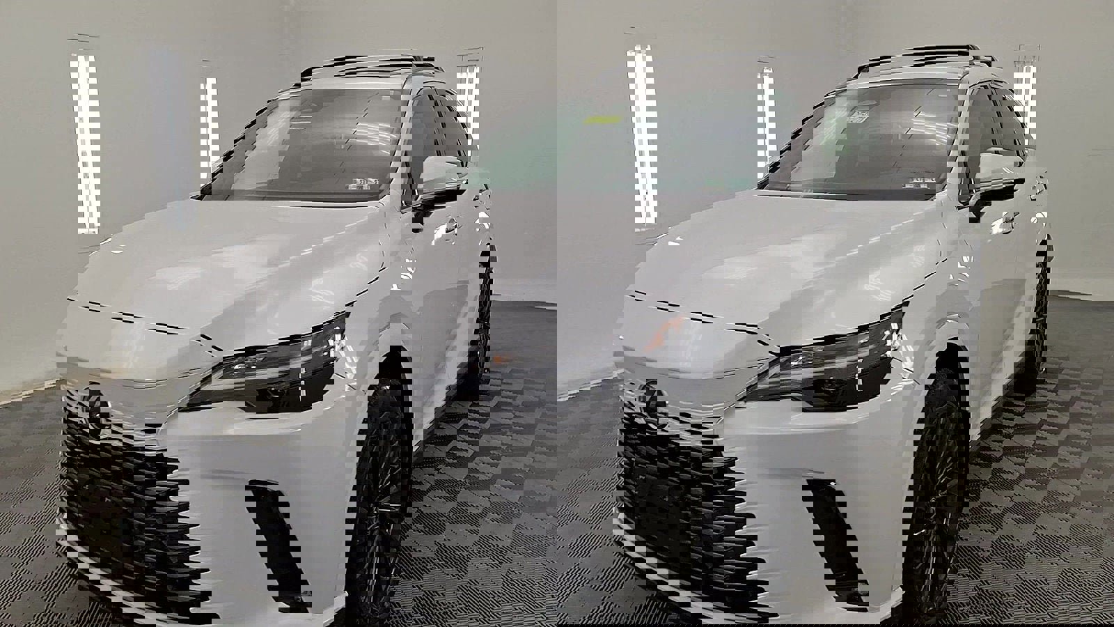 Used 2024 Lexus RX 350h w/ Accessory Package (Z1) image 8