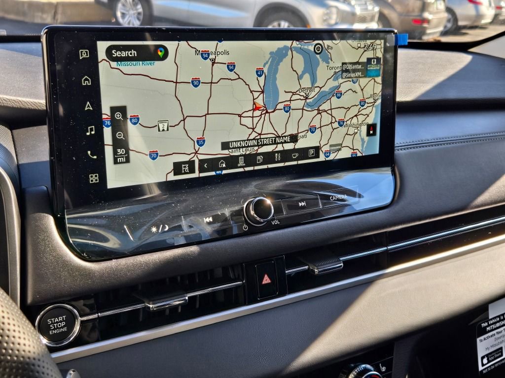 New 2025 Mitsubishi Outlander SEL image 29