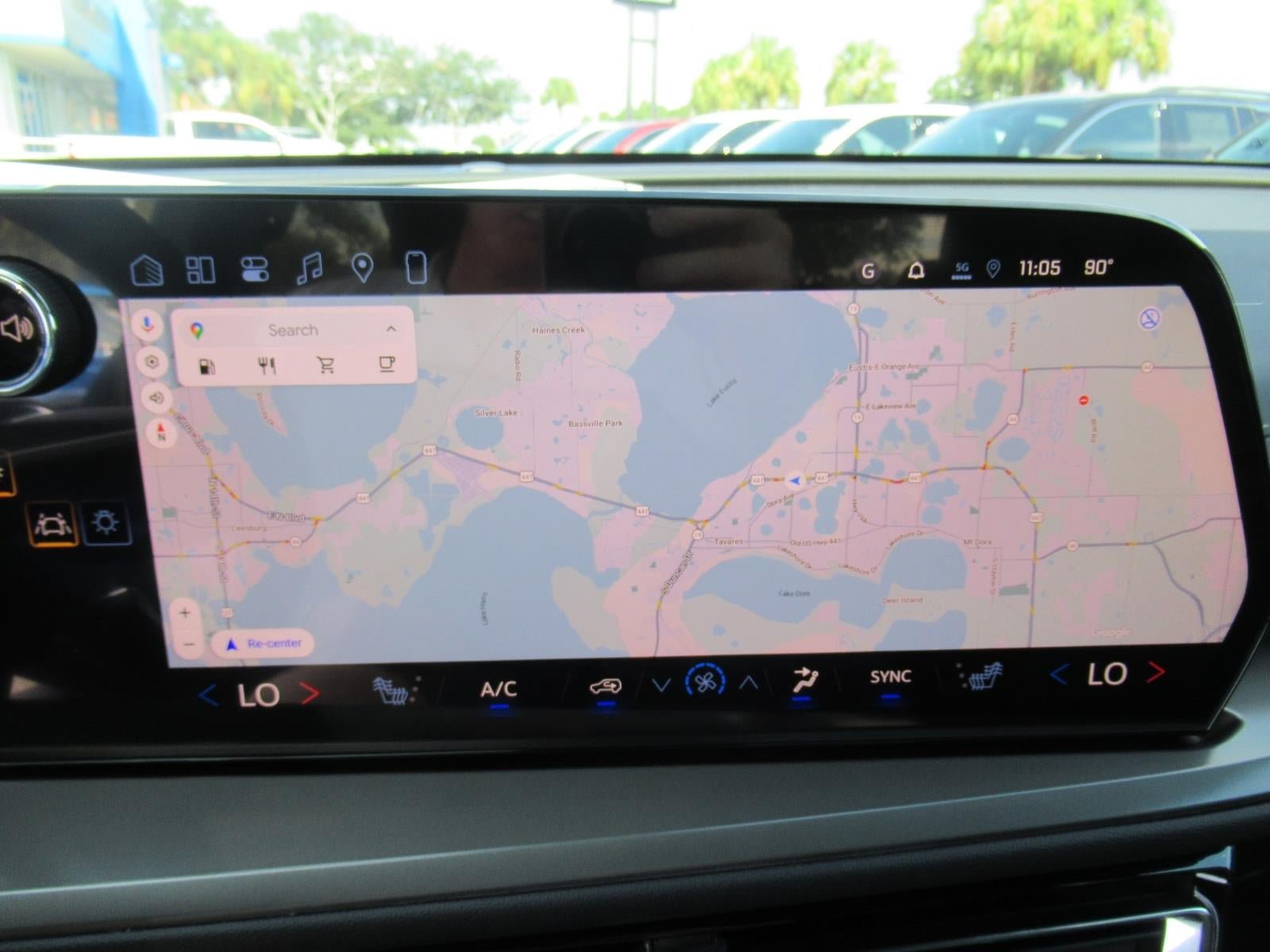 New 2027 Chevrolet Traverse LT FWD image 25