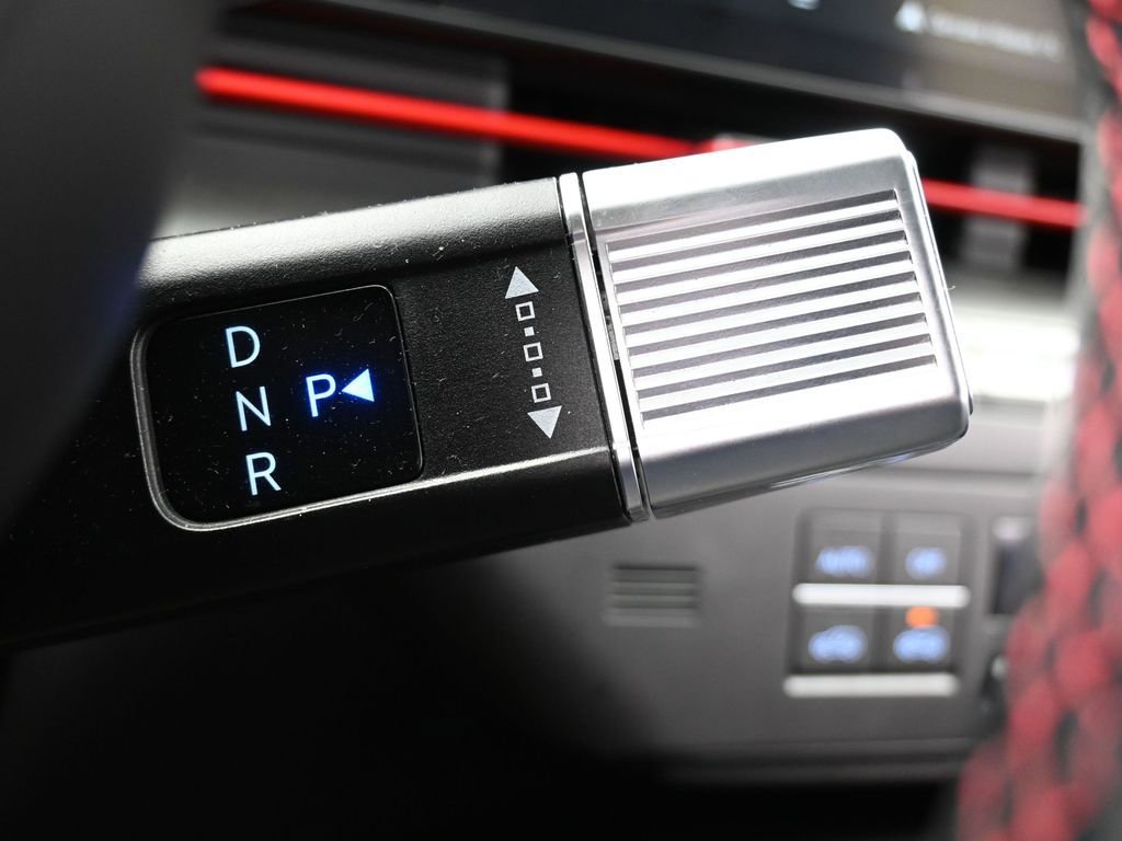 Used 2024 Hyundai Kona N Line image 34