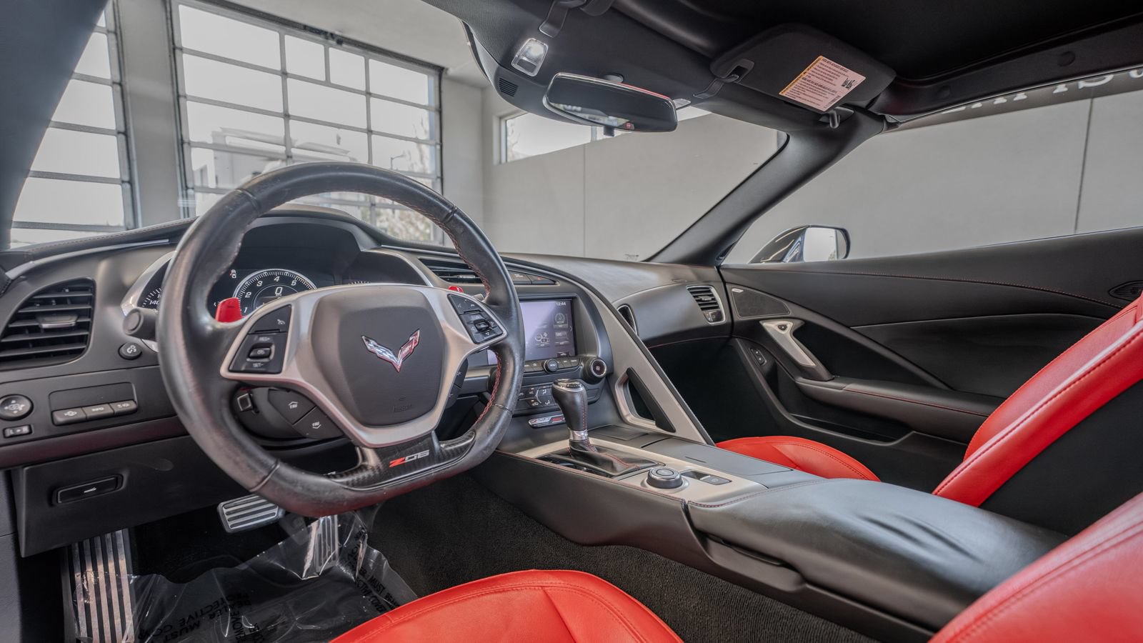 Used 2017 Chevrolet Corvette Z06 w/ Battery Protection Package RWD image 6