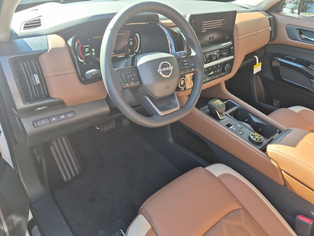 New 2026 Nissan Pathfinder Platinum AWD/4WD image 5