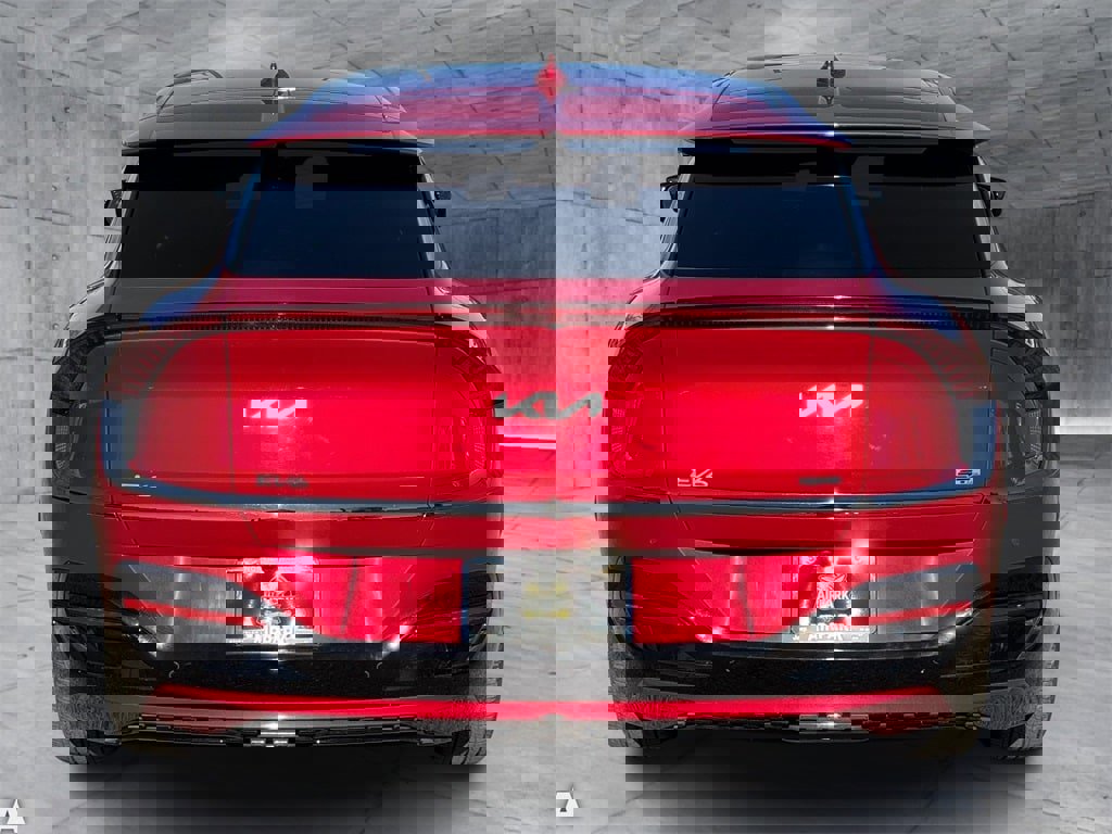 Used 2022 Kia EV6 GT-Line w/ GT-Line Suede Seat Package image 6