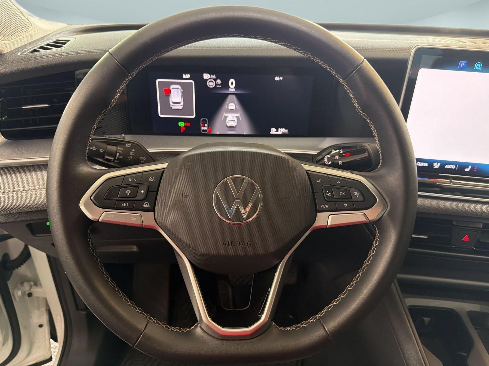 Certified 2026 Volkswagen Tiguan S FWD image 11