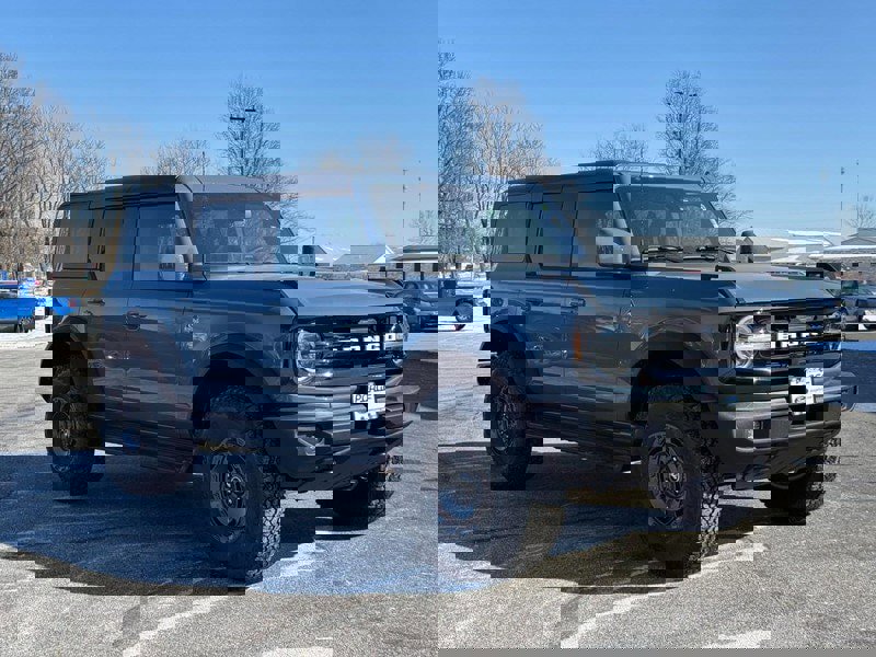 New 2025 Ford Bronco Outer Banks w/ Sasquatch Package