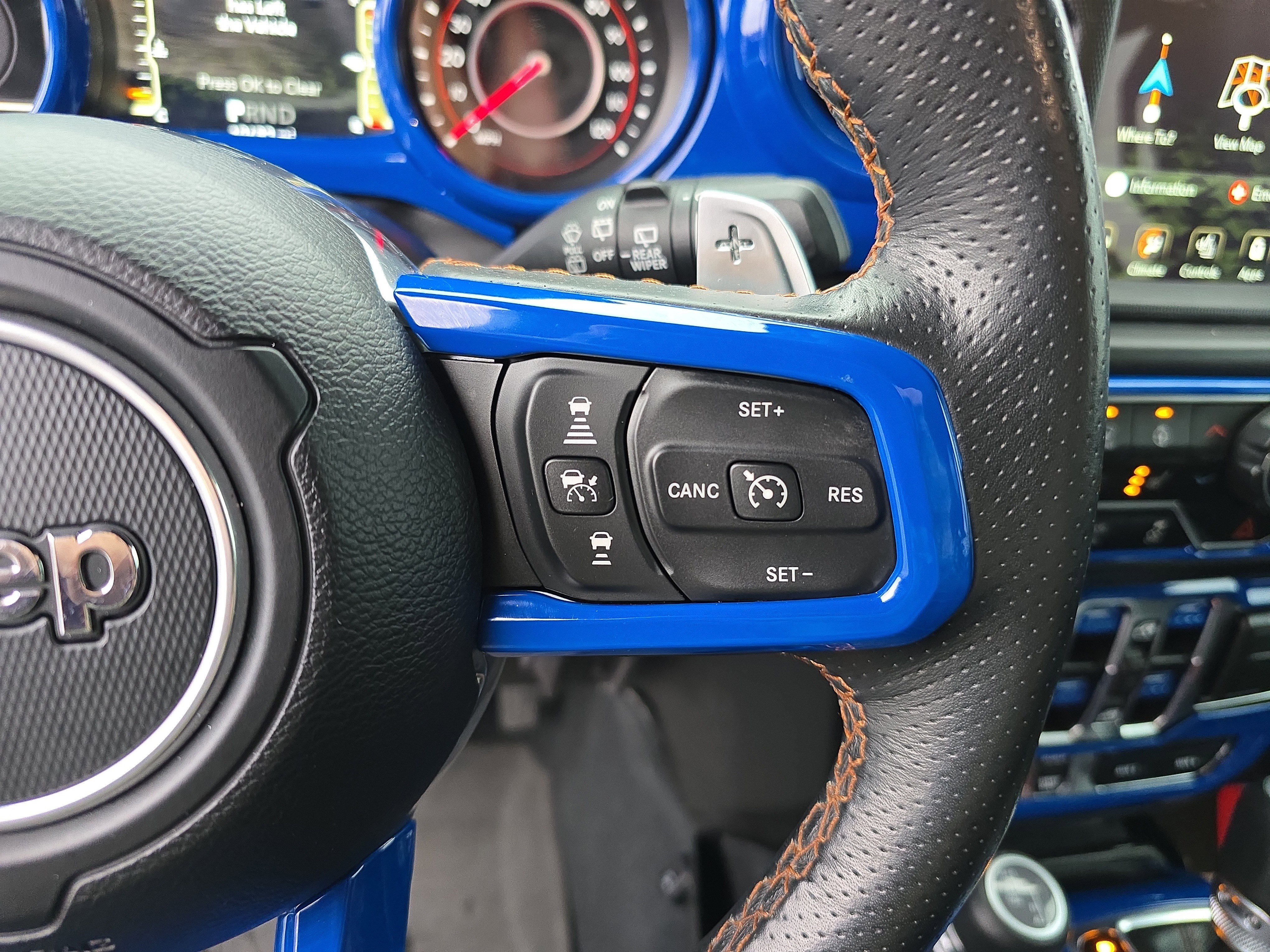 Used 2022 Jeep Wrangler Unlimited Rubicon w/ Trailer Tow Package image 31