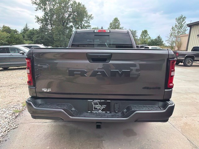 Used 2026 RAM 1500 Express AWD/4WD image 6