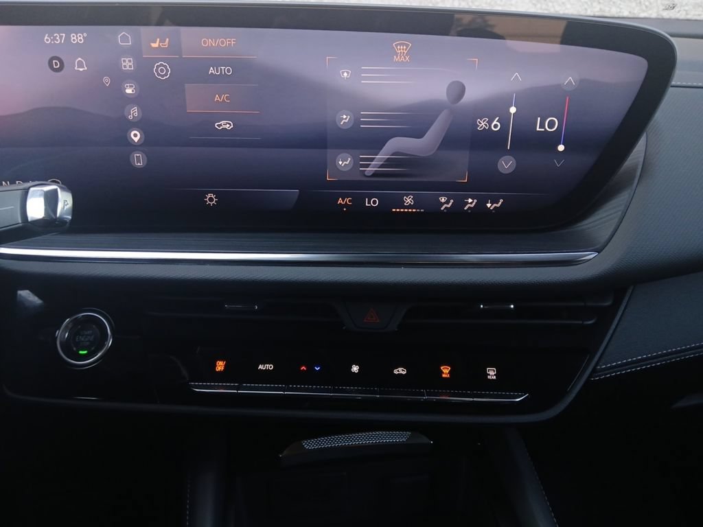 Used 2025 Buick Envision Preferred AWD/4WD image 4