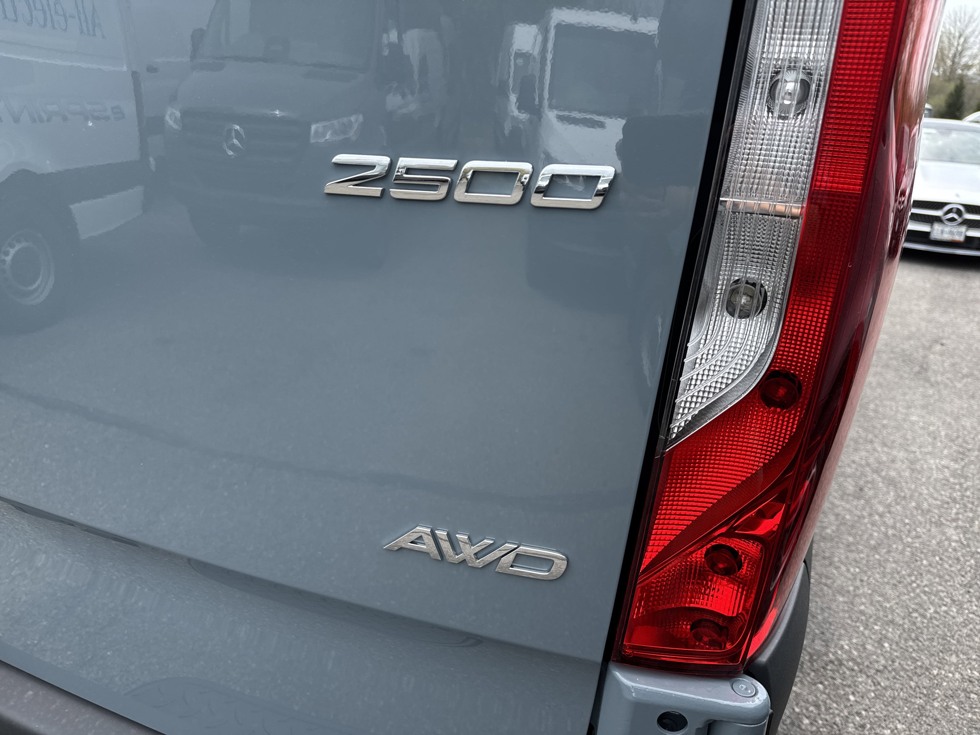 New 2025 Mercedes-Benz Sprinter 2500 image 8