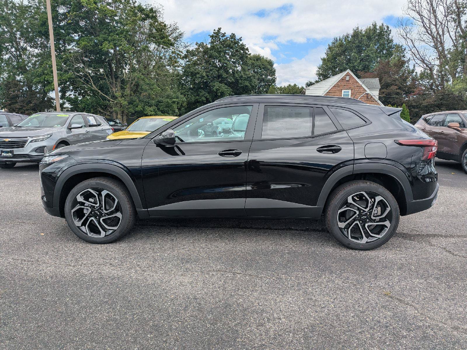New 2026 Chevrolet Trax RS w/ Driver Confidence Package FWD image 28