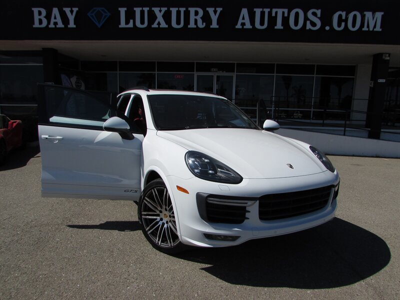 Used 2016 Porsche Cayenne GTS AWD/4WD image 43