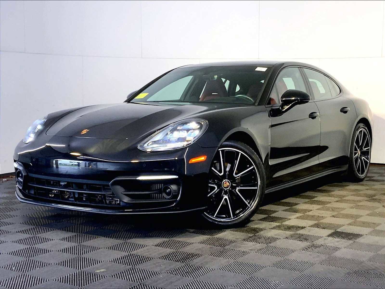 Certified 2023 Porsche Panamera 4 Platinum Edition