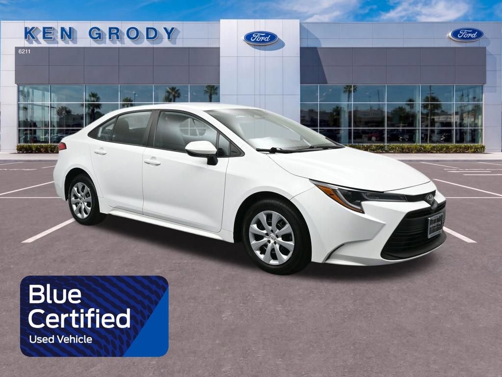 Used 2023 Toyota Corolla LE FWD image 1