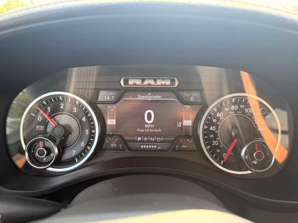 Used 2019 RAM 1500 Laramie AWD/4WD image 34
