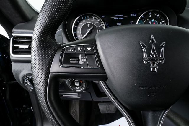 Used 2023 Maserati Ghibli Modena RWD image 9