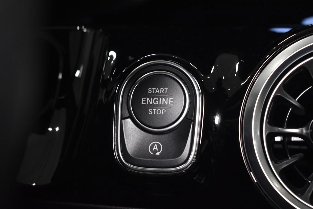 Certified 2024 Mercedes-Benz GLA 35 AMG 4MATIC image 23