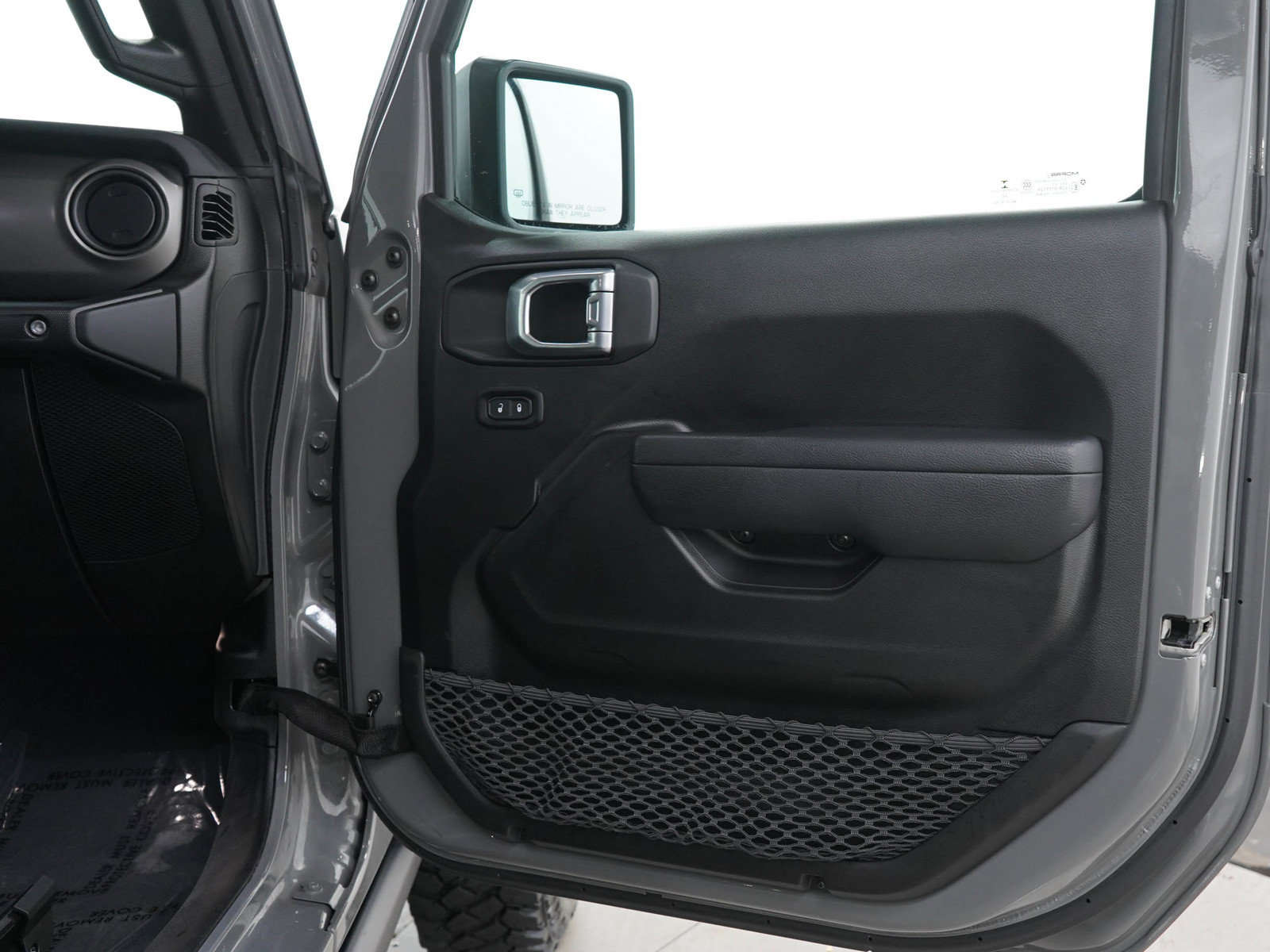 Used 2023 Jeep Wrangler Sport AWD/4WD image 9