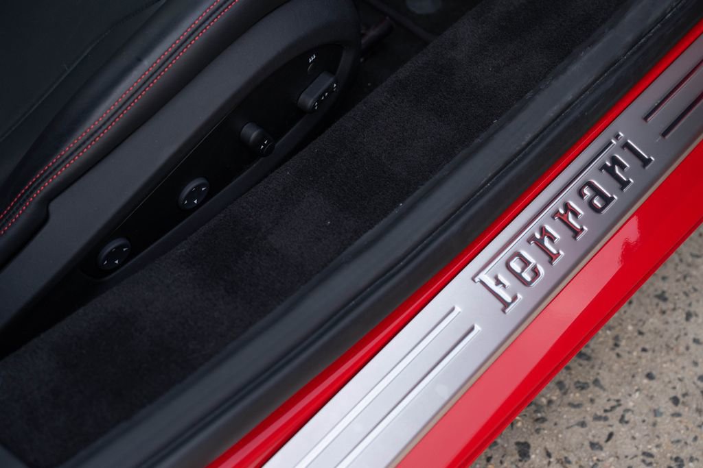 Certified 2021 Ferrari F8 Tributo image 62