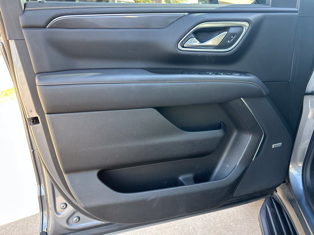 Used 2021 GMC Yukon AT4 w/ Rear Media and Nav Package AWD/4WD image 14