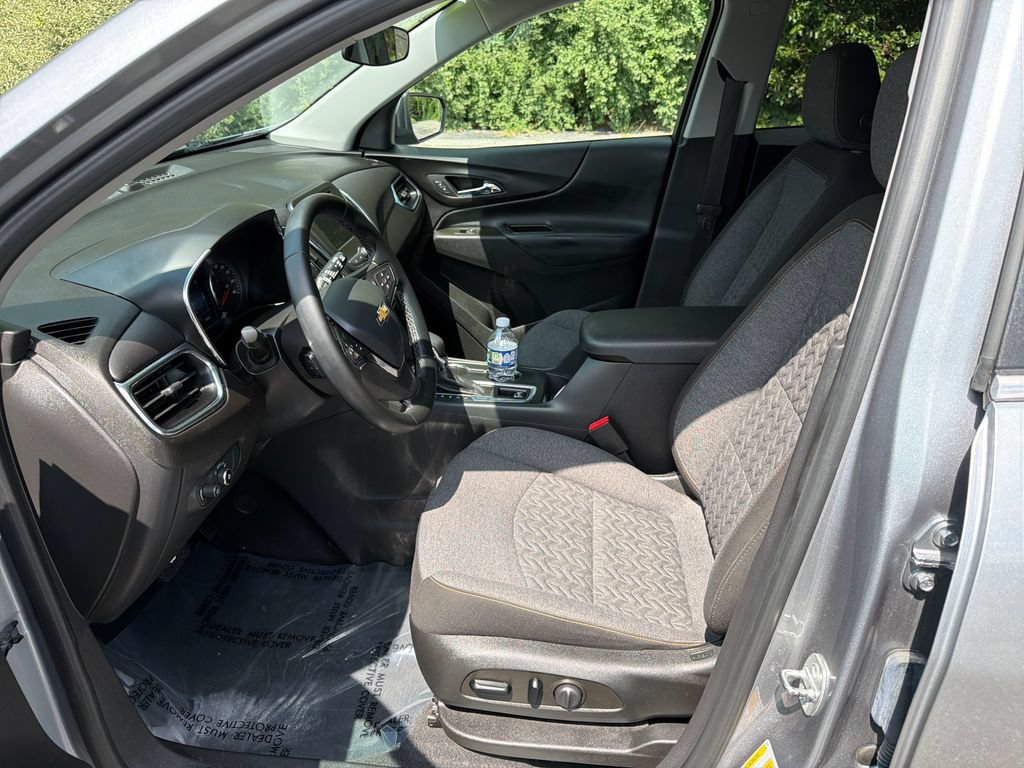 Used 2024 Chevrolet Equinox LT FWD image 14