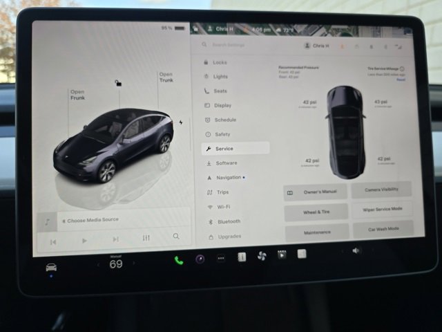 Used 2023 Tesla Model Y 2WD image 55