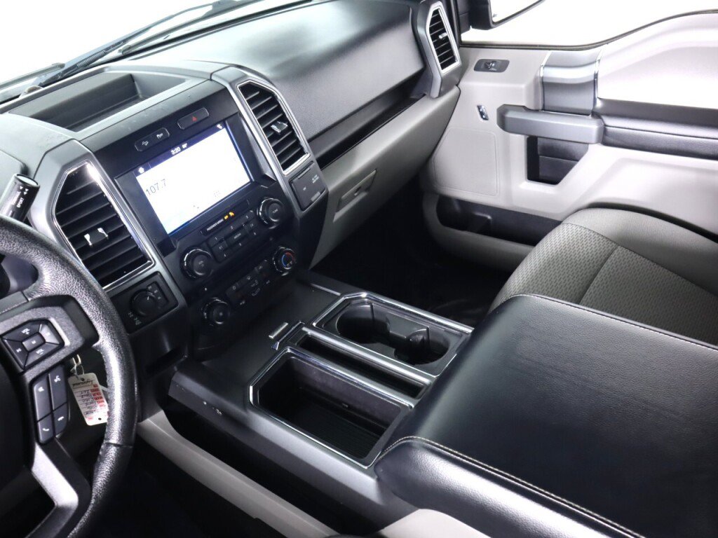 Used 2016 Ford F150 XLT w/ Equipment Group 302A Luxury AWD/4WD image 35