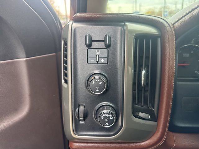 Used 2015 Chevrolet Silverado 2500 High Country AWD/4WD image 11