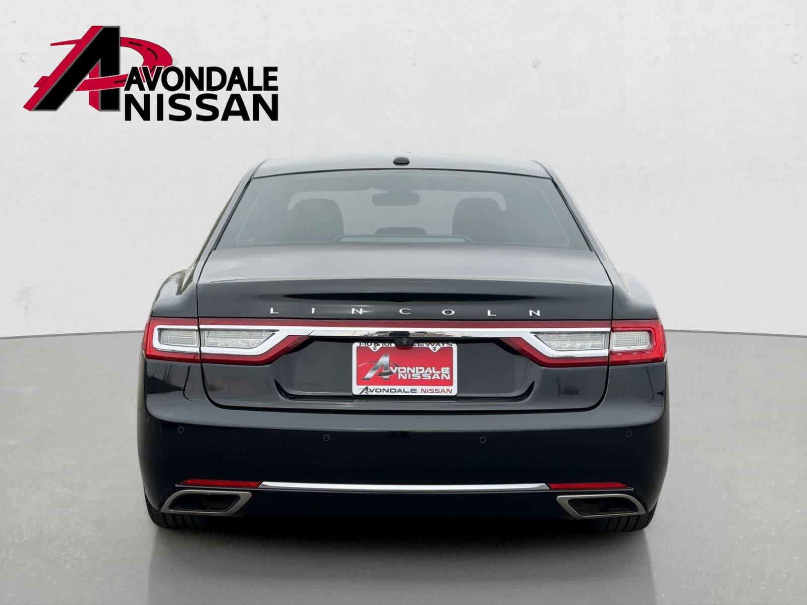 Used 2017 Lincoln Continental Premiere FWD image 5