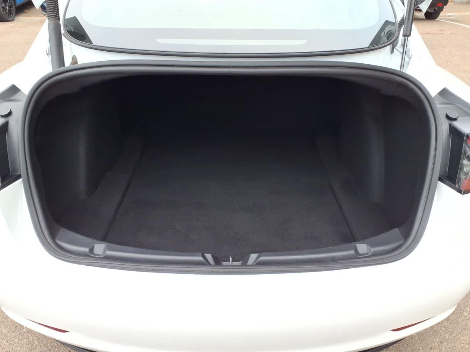 Used 2023 Tesla Model 3 Standard Range RWD image 6