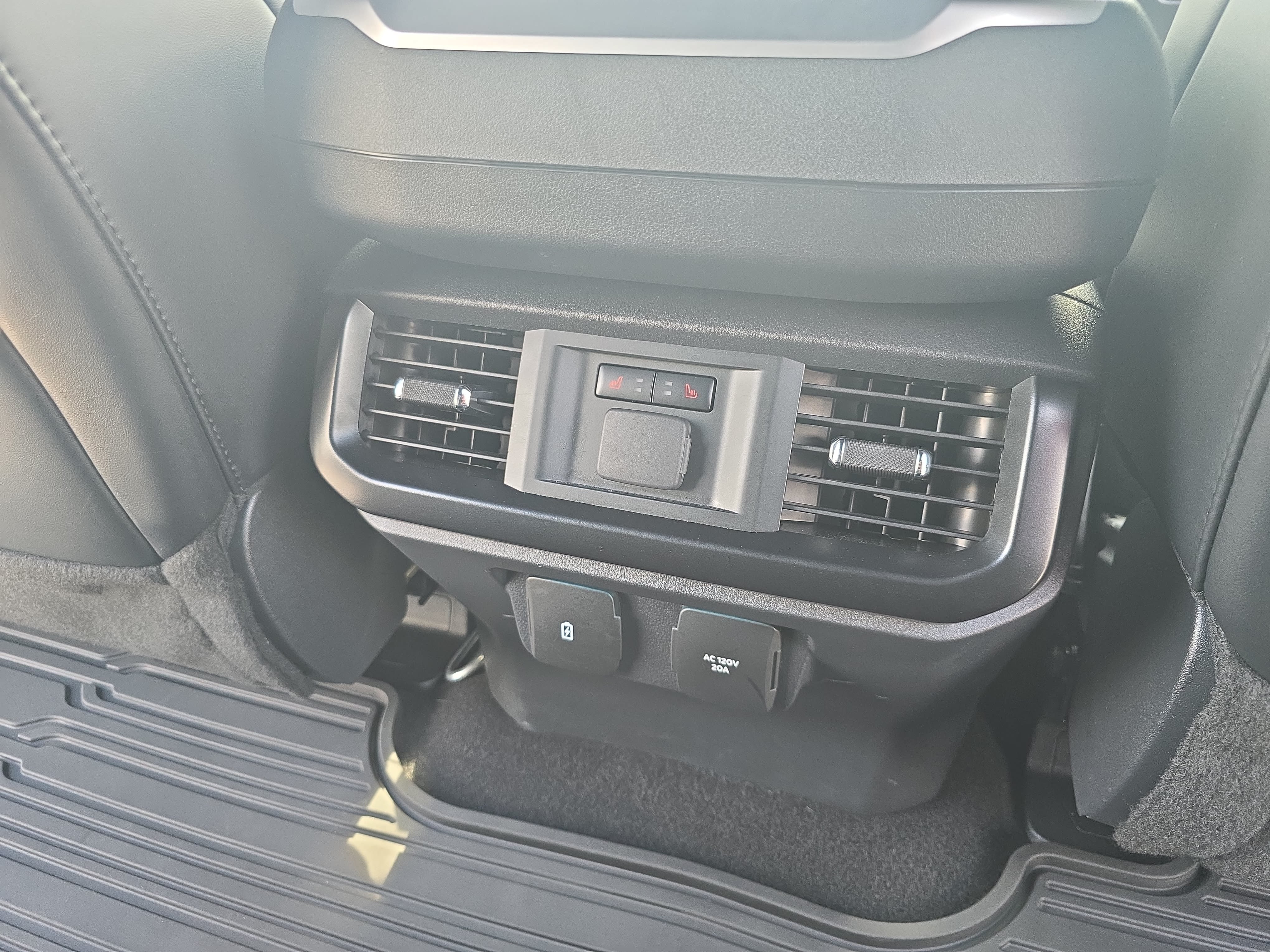 Used 2025 Ford F150 Raptor AWD/4WD image 16