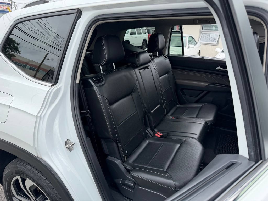 Used 2022 Volkswagen Atlas SEL AWD/4WD image 13