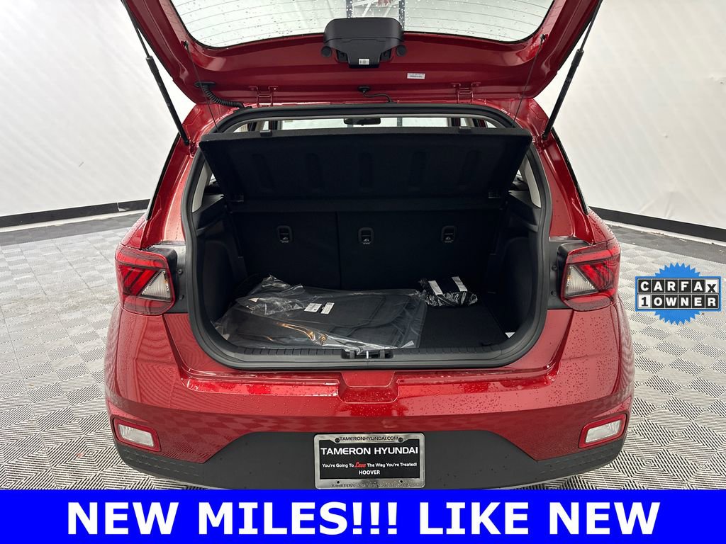 Used 2026 Hyundai Venue SE image 18