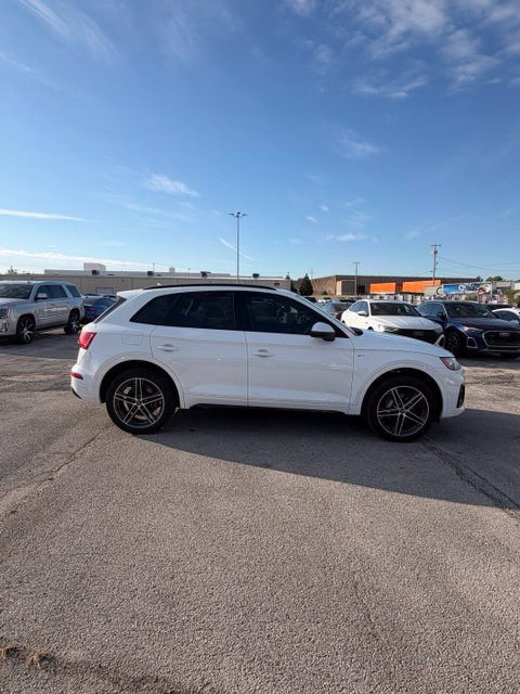 Used 2023 Audi Q5 e Premium Plus AWD/4WD image 4