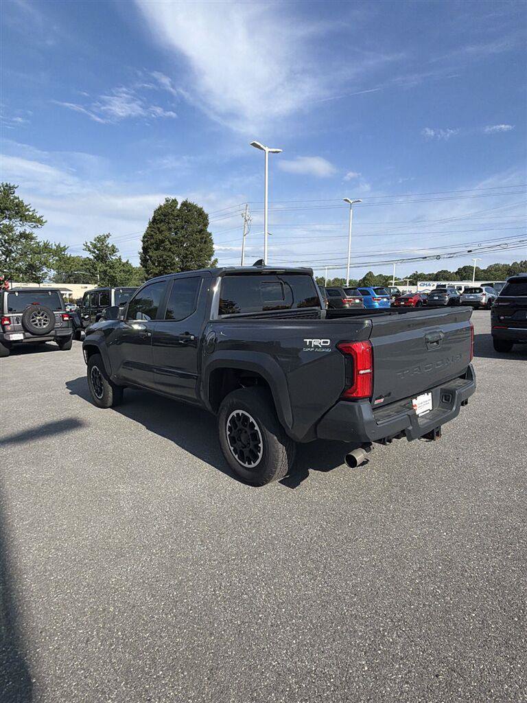 Used 2024 Toyota Tacoma TRD Off-Road w/ TRD Off Road Upgrade Package AWD/4WD image 7