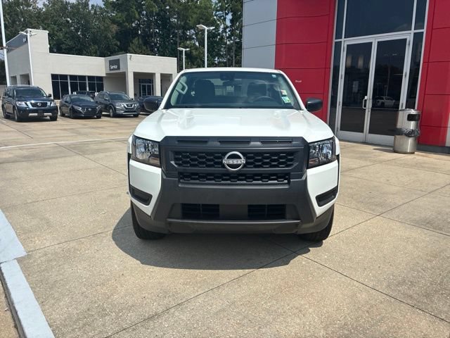 Used 2025 Nissan Frontier S RWD image 2