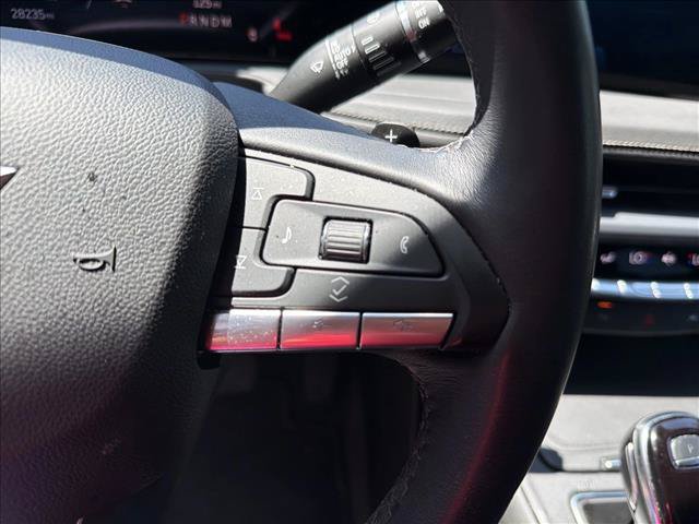 Used 2025 Cadillac XT4 Premium Luxury FWD image 16