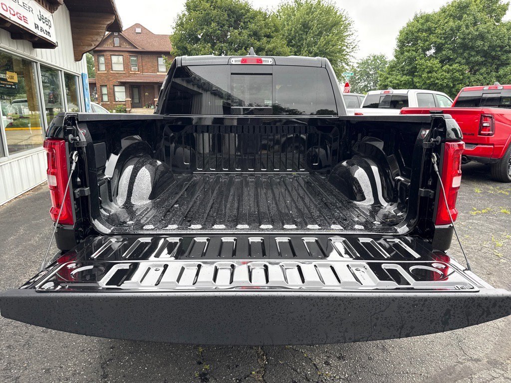 New 2025 RAM 1500 Laramie image 6