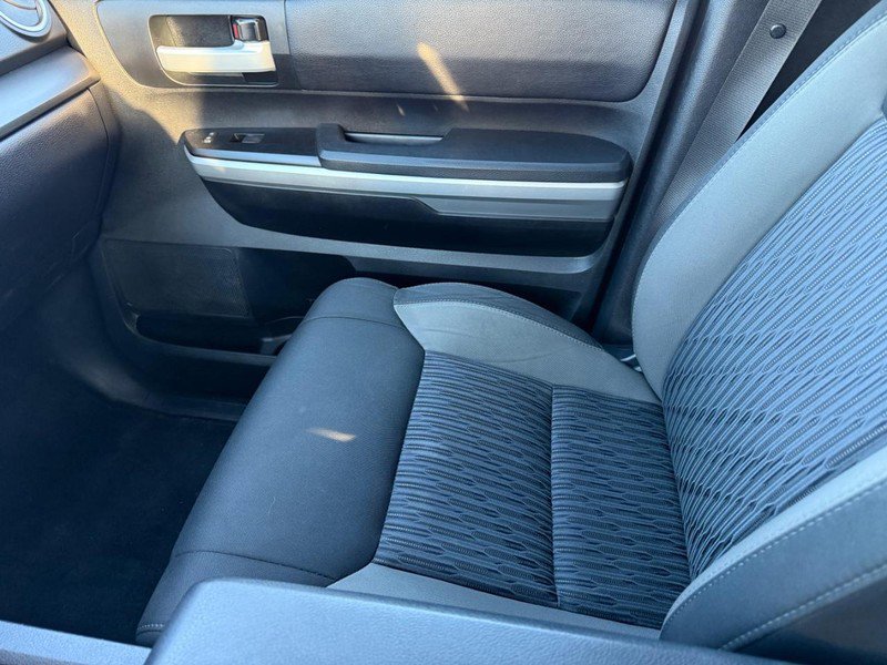 Used 2017 Toyota Tundra SR5 image 18