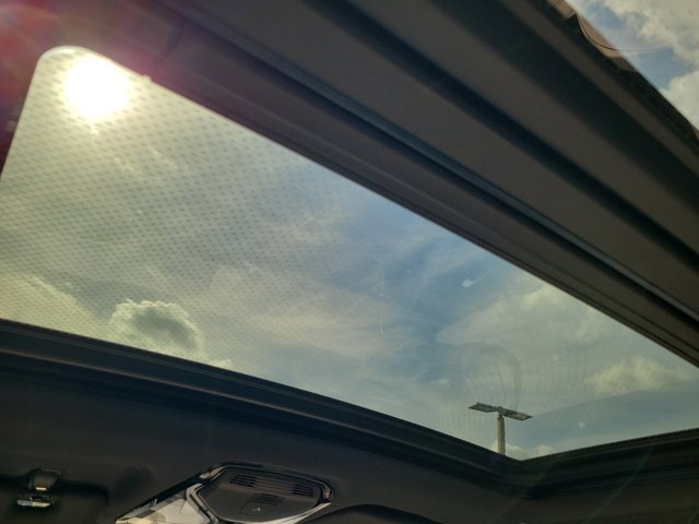 Used 2025 BMW X5 xDrive40i w/ Executive Package image 17