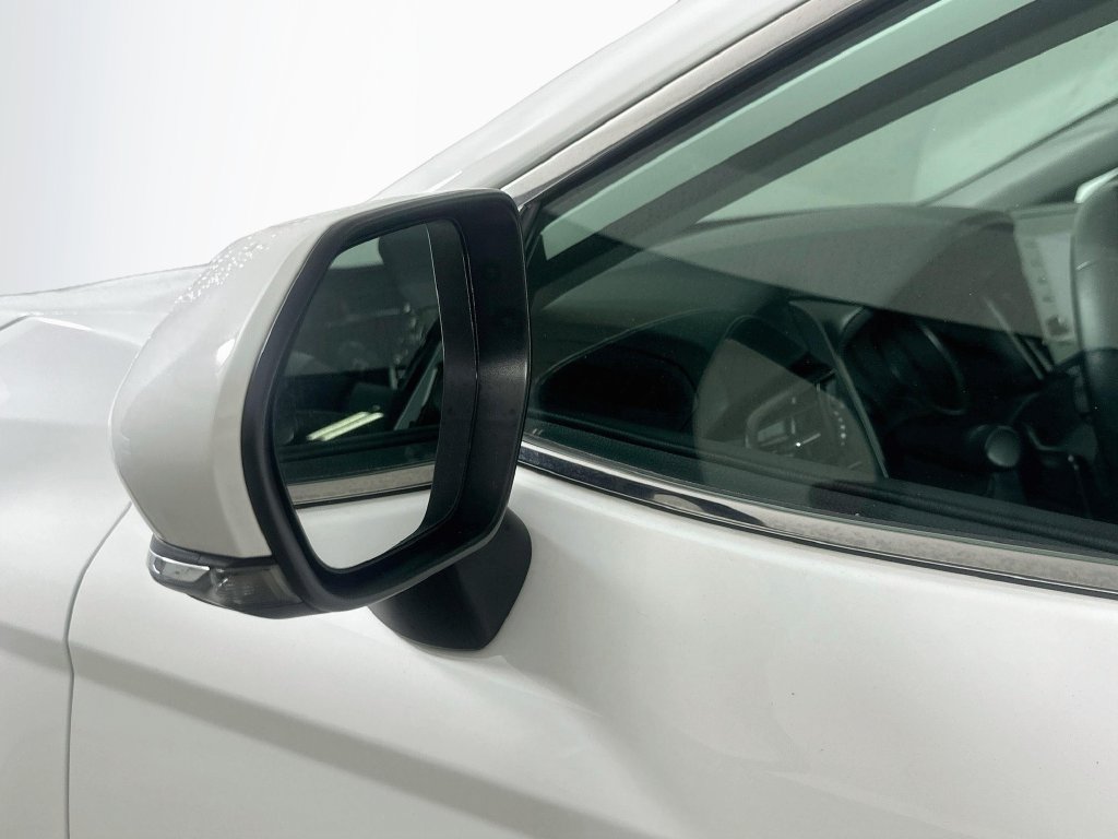 Used 2024 Toyota Camry SE FWD image 38