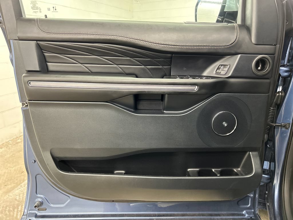 Certified 2020 Ford Expedition Platinum RWD image 21