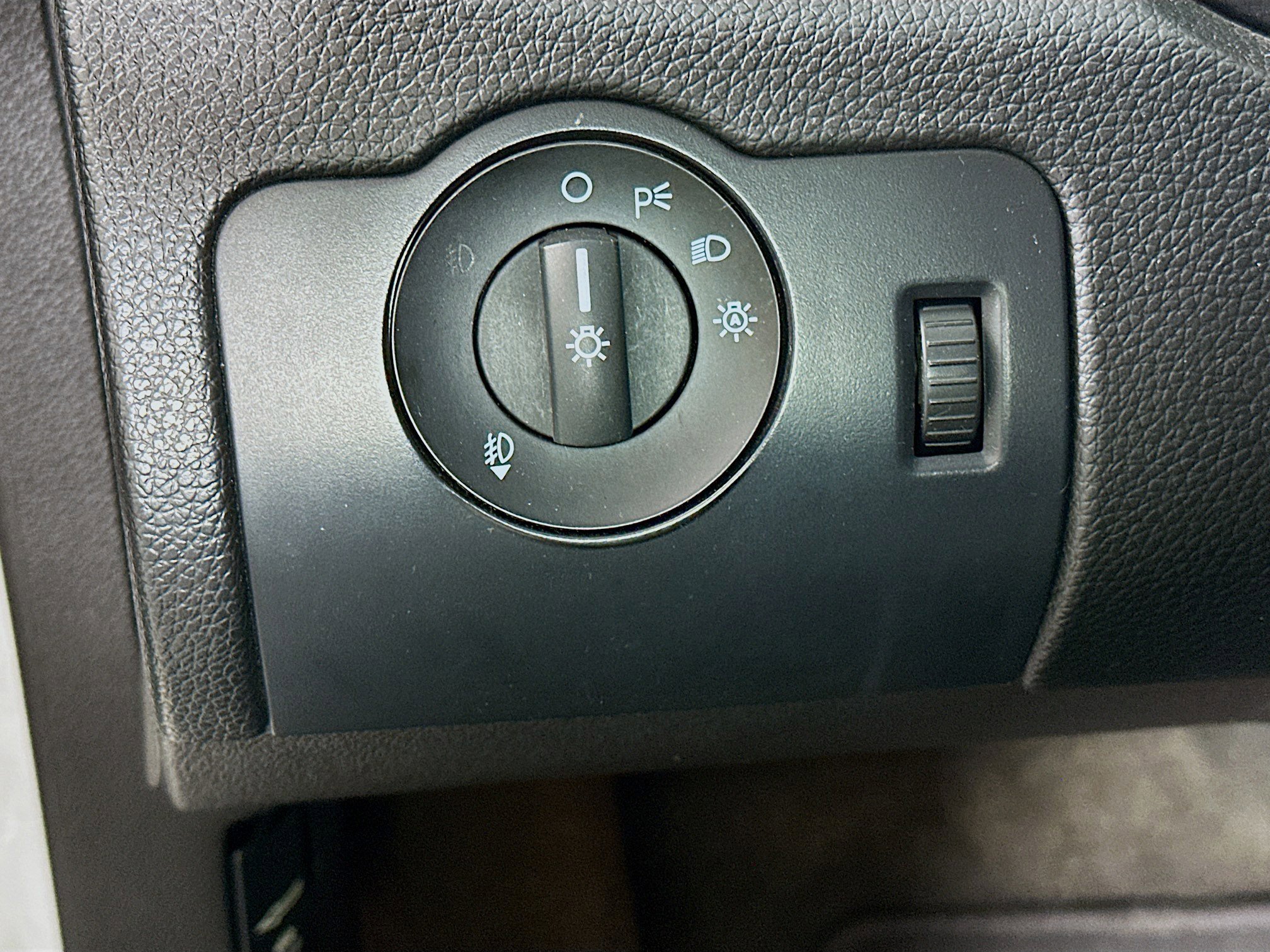 Used 2014 Ford Mustang GT Premium w/ Equipment Group 402A RWD image 16