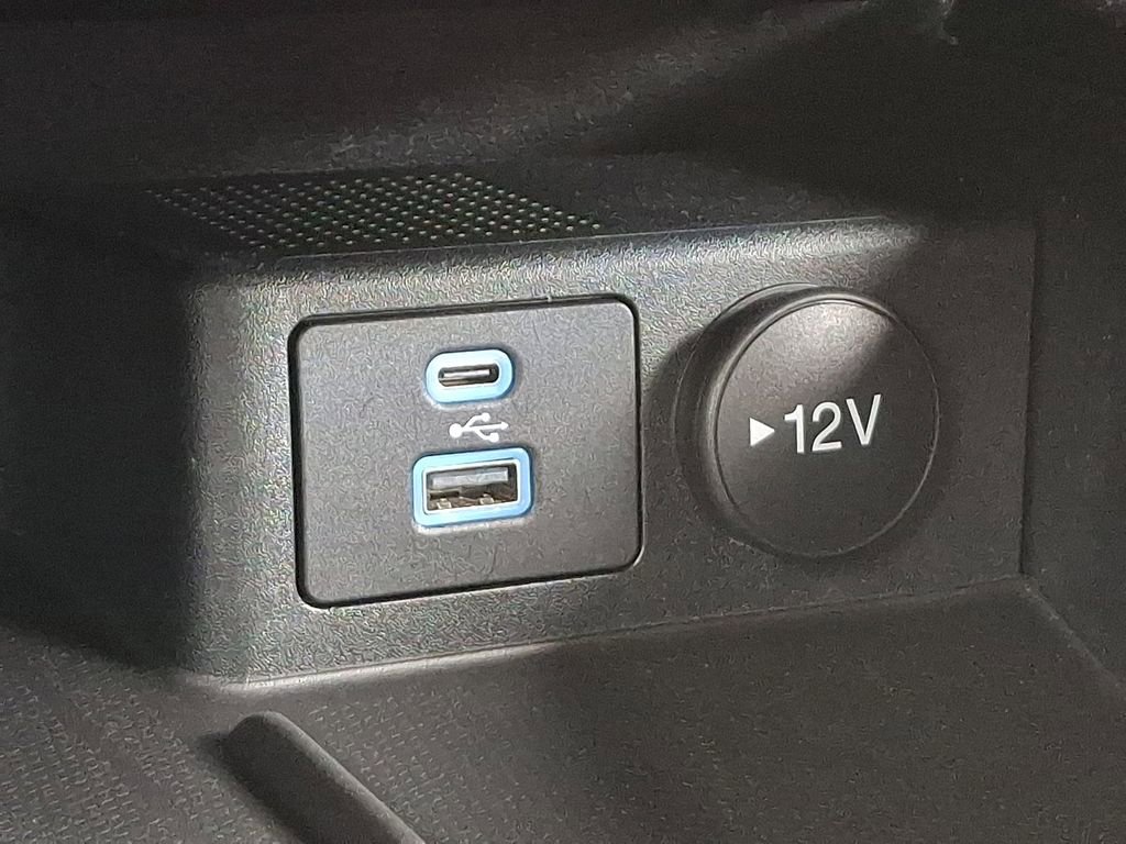 Certified 2022 Ford Escape SEL w/ Technology Package image 25