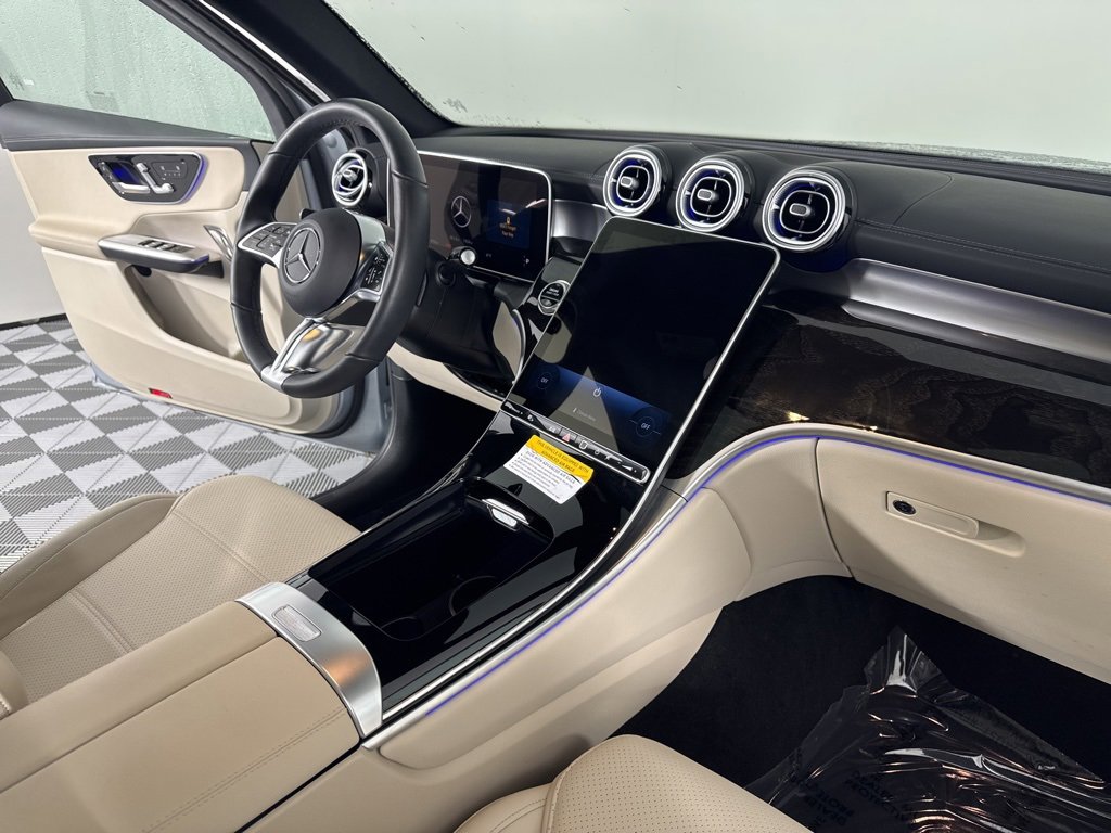 Certified 2025 Mercedes-Benz GLC 300 4MATIC image 20