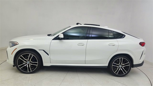 Used 2023 BMW X6 xDrive40i w/ Executive Package image 10