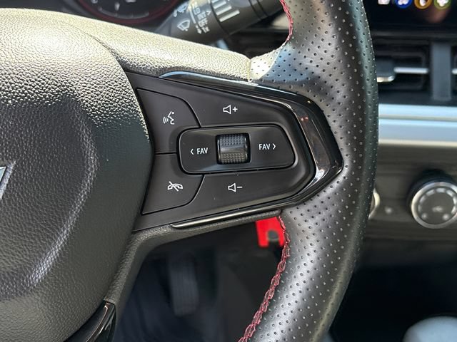Used 2024 Chevrolet Trax RS w/ Driver Confidence Package FWD image 13