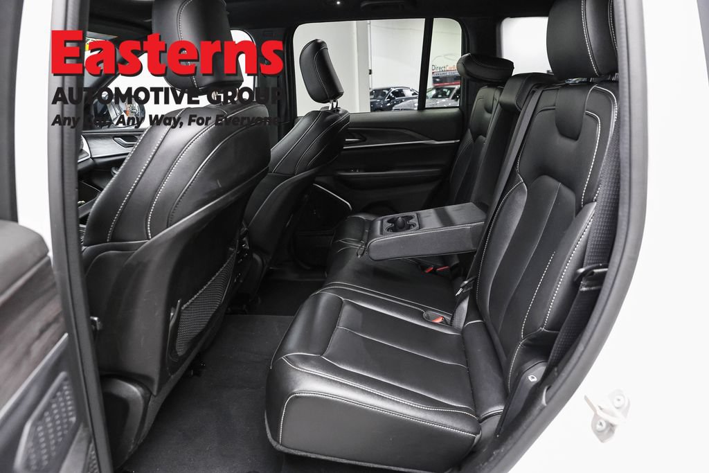 Used 2024 Jeep Grand Cherokee Limited 4xe AWD/4WD image 24