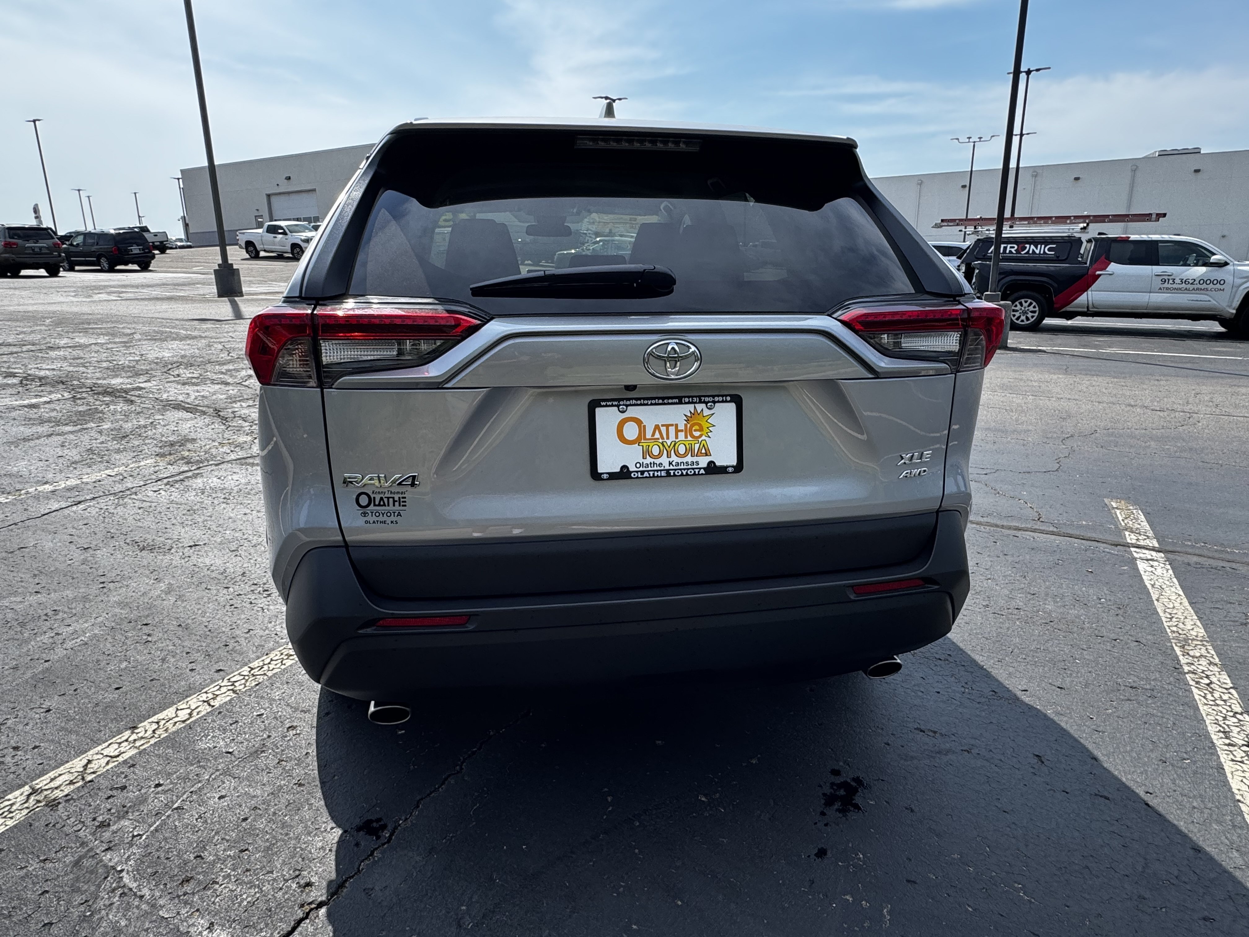 Certified 2025 Toyota RAV4 XLE AWD/4WD image 12